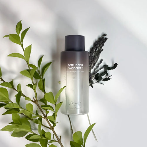 Charger l'image 1 dans la galerie. HARUHARU WONDER  - BLACK RICE HYALURONIC TONER