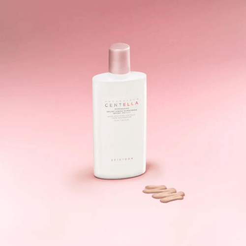 Charger l'image 1 dans la galerie. SKIN1004 - MADAGASCAR CENTELLA POREMIZING VELVET FINISH SUNSCREEN